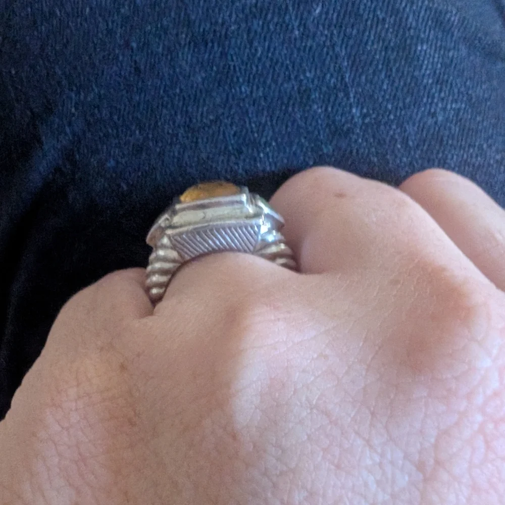 Judith Ripka Citrine and Green Peridot Ring, Size 7 - Picture 2 of 4